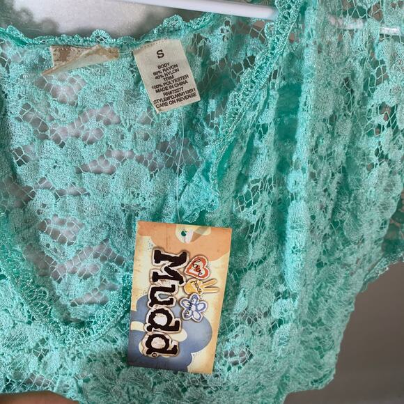 Green lace cute top size S (NWT) - Picture 4 of 7